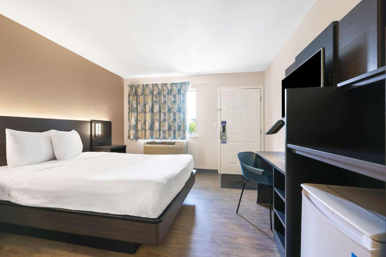 Motel 6-Kirkland, Wa - North קירקלנד מראה חיצוני תמונה
