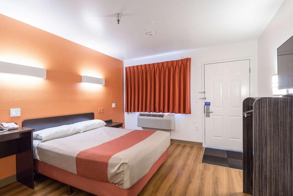 Motel 6-Kirkland, Wa - North קירקלנד מראה חיצוני תמונה