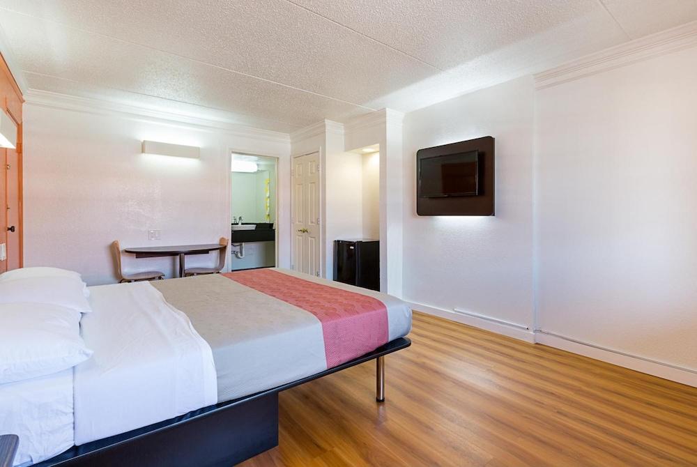 Motel 6-Kirkland, Wa - North קירקלנד מראה חיצוני תמונה