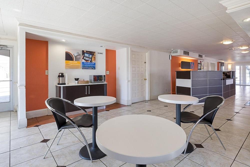 Motel 6-Kirkland, Wa - North קירקלנד מראה חיצוני תמונה